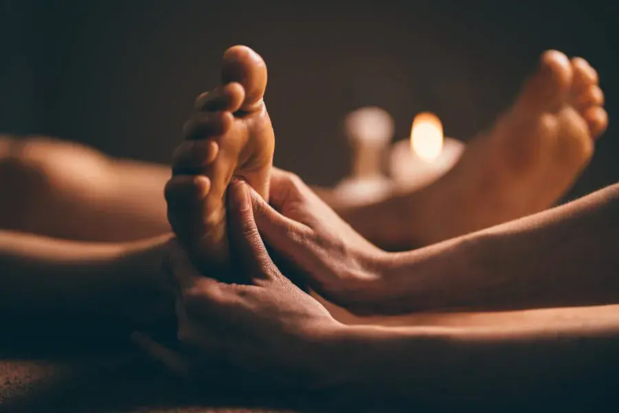 Reflexology massage service in Abu Dhabi 