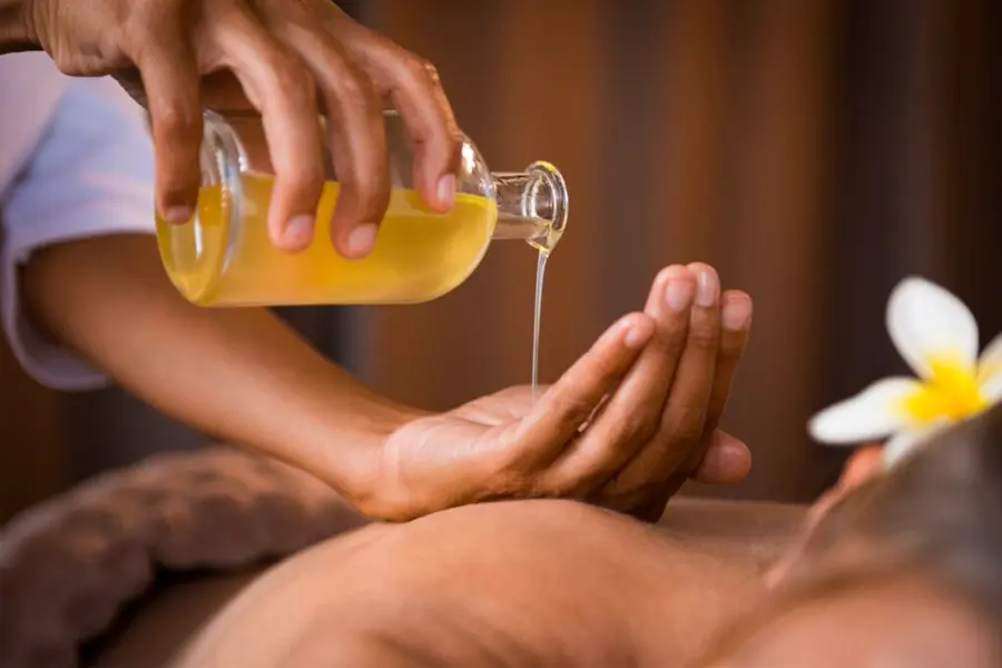 Oil massage service in Abu Dhabi 